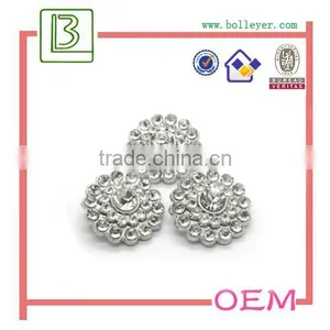 Handmade Metal Flower Lapel Pin for Men thumbnail-1