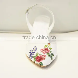 2016 Rubber Sole Material and Cotton Fabric Lining Women Sandals Summer Flower PU Sandals thumbnail-3