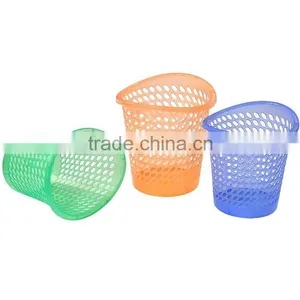 Plastic Wastebasket thumbnail-1