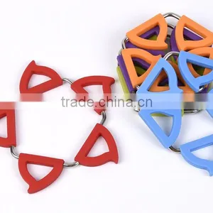 Kitchen Accessories Placemats Transformable Expandable Silicone Trivet Mat thumbnail-6