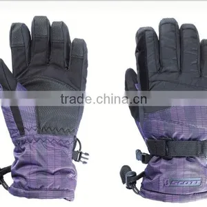 2015 Fashion Useful Ski Gloves Wholesale Gloves thumbnail-3