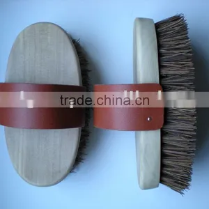 Wooden Horse Brush thumbnail-1