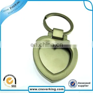 Heart Design Badge With Keyring Metal Material Lapel Pin thumbnail-1