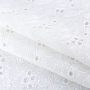High Quality Swiss White Cotton Lace Embroidery Fabric thumbnail-2