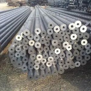 Used As Tubing And Casing Pipelines Varnish Seamless Steel Pipes thumbnail-5