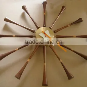 Popularoriginal Quality George Walnut Spindal Shape Wall Clock thumbnail-2