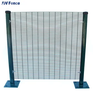 Classic Steel Wire Mesh Fence Panel - Easy Assembly for Highway and Perimeter Security thumbnail-4