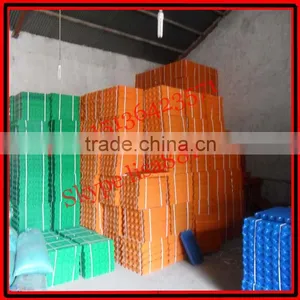 Blue Piglet Plastic Floor thumbnail-1
