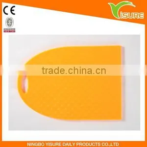New Design Shape PP Material Cutting Board Environmental Protection Chopping Board With Hang thumbnail-1