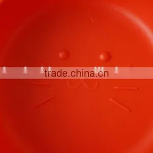 Cat Shaped Plastic Pet Bowl With Anti Skid on Bottom thumbnail-4