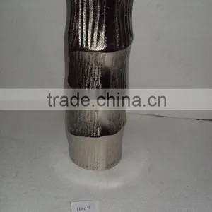 Aluminium Vase thumbnail-1