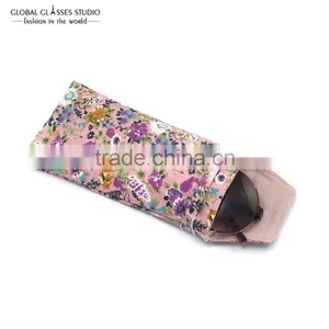 New Hot Selling Soft Cloth Bag Sunglasses Glasses Pouches Black Red Flower Eyewear Accessories Mobile Phone Bag BDH08 thumbnail-3
