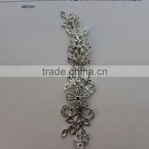 Wholesale Fashion Design Decorative Bling Bling Crystal Bridal Rhinestone Applique for Dresses thumbnail-4