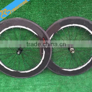 Made in China Carbon Road Bicycle Wheels for Sale,EN Quality Carbon Bicycle Wheels 700c Road Bicycle Wheels thumbnail-2