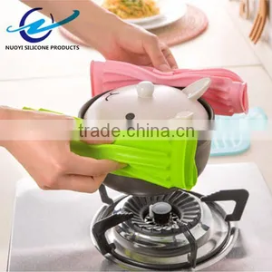 Non Slip Flexible Durable Heat Resistant Silicone Pot Holder Silicone Hot Pad thumbnail-1