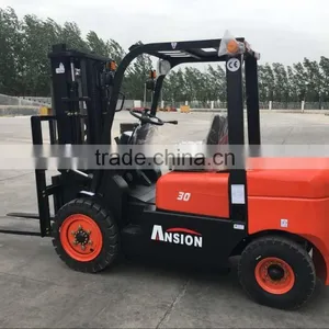 Warehouse Industrial 3 Ton Diesel Forklift Truck With JAPAN Engine thumbnail-4