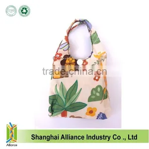 Wholesale Reusable Foldable Portable Folding Tote Shoulder Shopping Bag With Small Pouch thumbnail-1