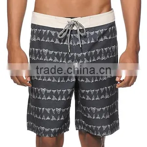 2015 Hot Sale Sublimation Printing Stretch Compression Shorts Design for Men thumbnail-2