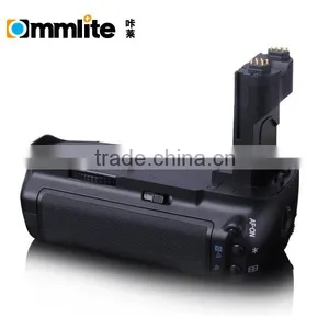 Commlite ComPak Vertical Camera Grip/Battery Pack/Battery Grip for Canon 7D thumbnail-3