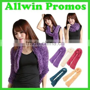 Women's Winter Scarf thumbnail-1