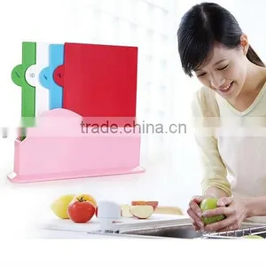 Food-grade PP Plastic Cutting Board , Made in China thumbnail-3