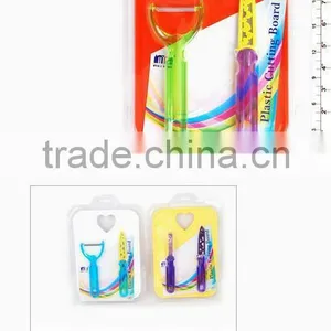 3pc PLASTIC CUTTING BOARD SET thumbnail-1