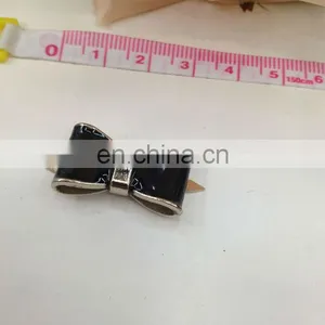 Hot Sell Gold Hand Metal Garment Accessories Pin on or Nail on Clothing Bags or Shoes thumbnail-1