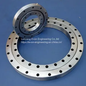 Competitive Price Outer Flanged Turntable Bearings With Internal Gear thumbnail-1
