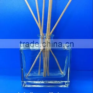 130ML Transparent Clear Square Glass Aroma Reed Diffuser Bottle With Rattan Sticks thumbnail-1