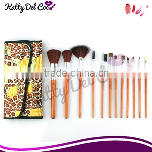 Good Quality 12pcs Goat Hair Makeup Brushes Fashional Bag thumbnail-2