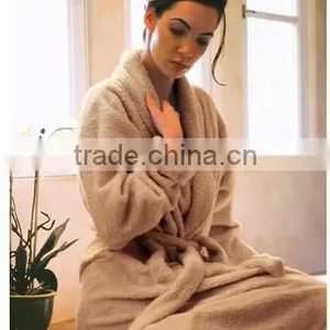 Super Warm Sleepwear Ladies Fleece Bathrobes Made in China thumbnail-4