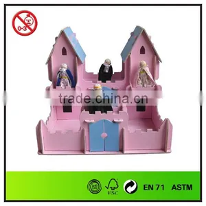 Wooden Castle With Soldier thumbnail-1
