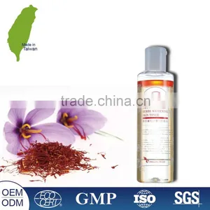 TAIWAN Elastic Refill the Water Quickly PETALS HERB WHITENING SKIN TONER thumbnail-1