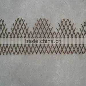 High-quality Folded Trellis Wood Fence Fencing Screen thumbnail-1