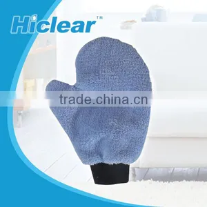 Microfiber Glove for Cleaning thumbnail-1
