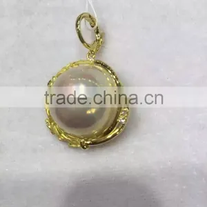 20-21mm Seawater Mabe Pearl Earring thumbnail-2