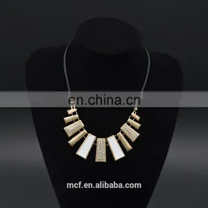 Wholesale Crystal Diamond Rhinestone Fashion Pendant Necklace MCB-0032 thumbnail-1