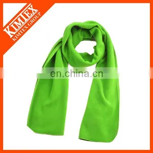 Fashion Plain Color Polyester Fleece Scarf thumbnail-3
