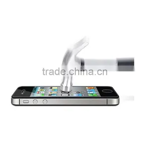 Factory Price Tempered Glass Screen Protector for Iphone 4/4s thumbnail-3