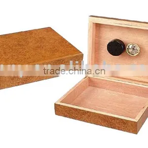 Burl Wood Travel Cigar Humidor thumbnail-1