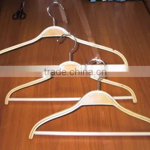 Cheap Laminated Wooden Hanger With Bar, Natural Color for Coat Hanger Very Popular Hanger thumbnail-1