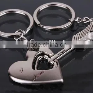 Wholesale Stylish New Designs Fashion Keychain 2014 Hot Sale Lover Couple Keychain thumbnail-4