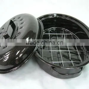 Enamel Roaster Pan With Lid thumbnail-1
