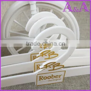 High Quality Luxury Brand Hangers thumbnail-2