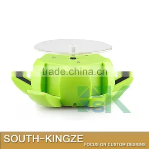 Green Color Open/Close Leg Flower Shape Solar Power Necklace Display Stand thumbnail-1