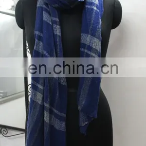 Latest Pashmina Wool Scarfs Design Checked Scarves and Shawls thumbnail-1