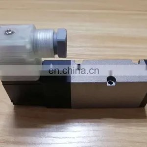 Hot Sales CKD 5/2 Way Solenoid Valve 4KB319-00-M1LS-DC24V thumbnail-2
