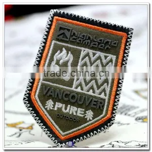 Custom Decorative PVC Badges Fashion Embroidery Silicon 3D thumbnail-4