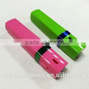 2016 New Model Led Flash Light Custom Logo Printing 2000mAh, 2200mAh, 2600mAh Stylish Power Bank Charger thumbnail-4