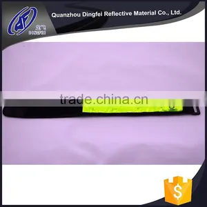 Trustworthy China Supplier Non Toxic Reflective Slap Band for Promotion Item thumbnail-1